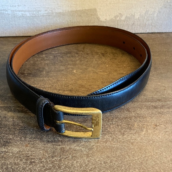 Cole Haan Men's Black Leather Belt Gold Buckle Size 42 Classic Timeless - Picture 1 of 12